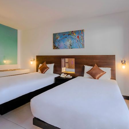 Baron Beach Hotel Паттайя Экстерьер фото
