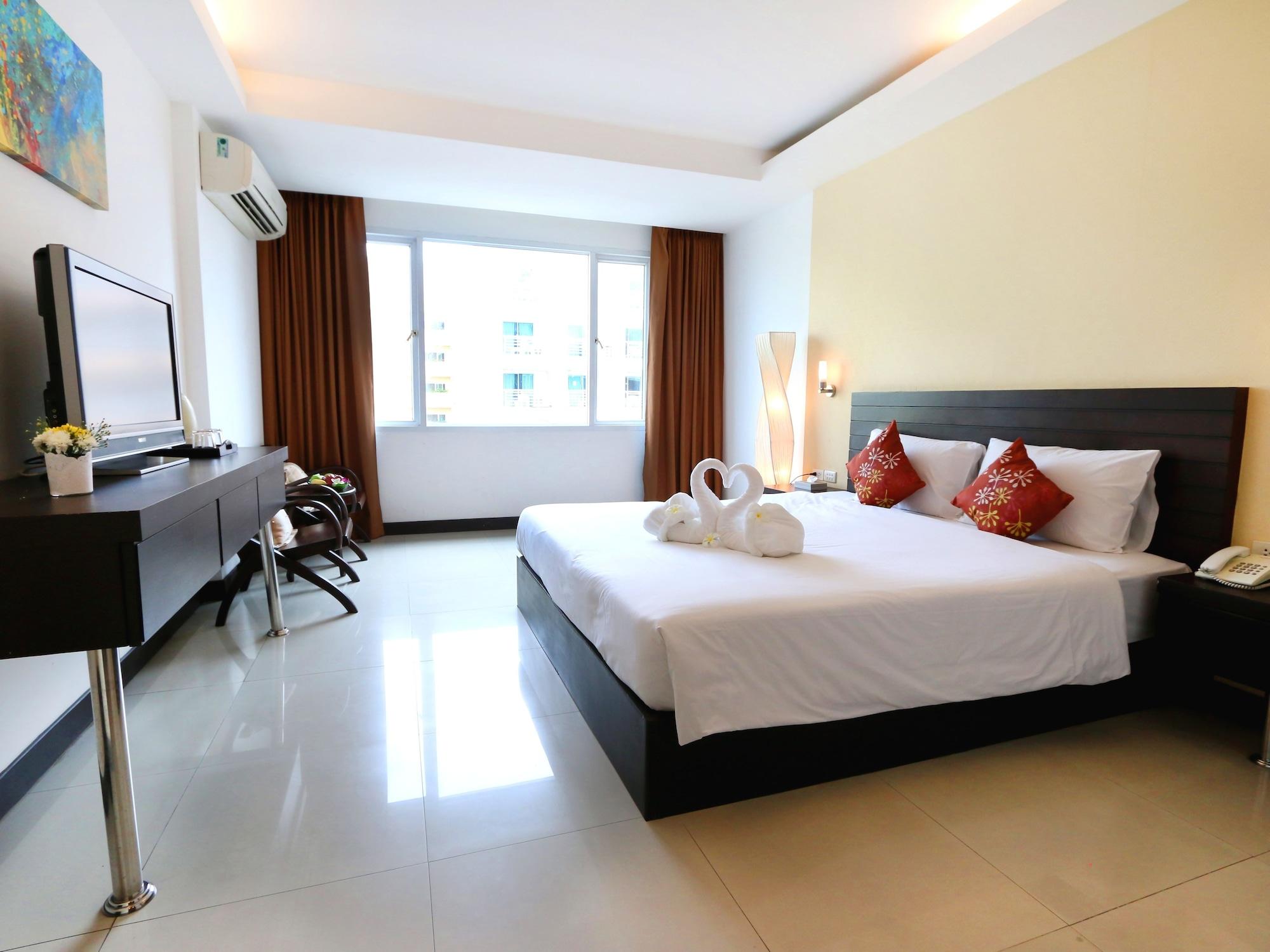 Baron Beach Hotel Паттайя Экстерьер фото